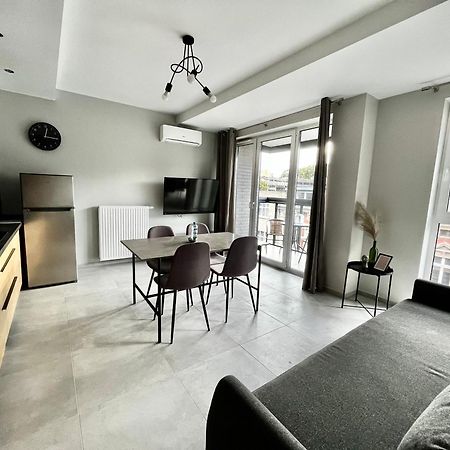 City Center Apartments Z Parkingiem ビィドゴシュチュ エクステリア 写真