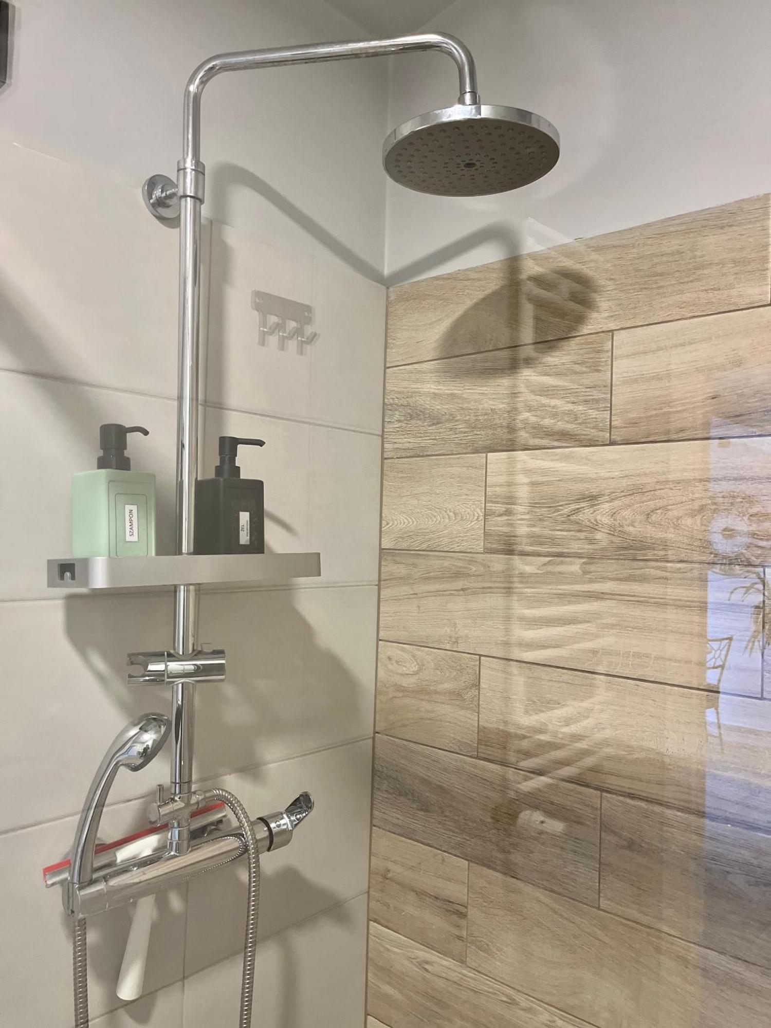 City Center Apartments Z Parkingiem ビィドゴシュチュ エクステリア 写真