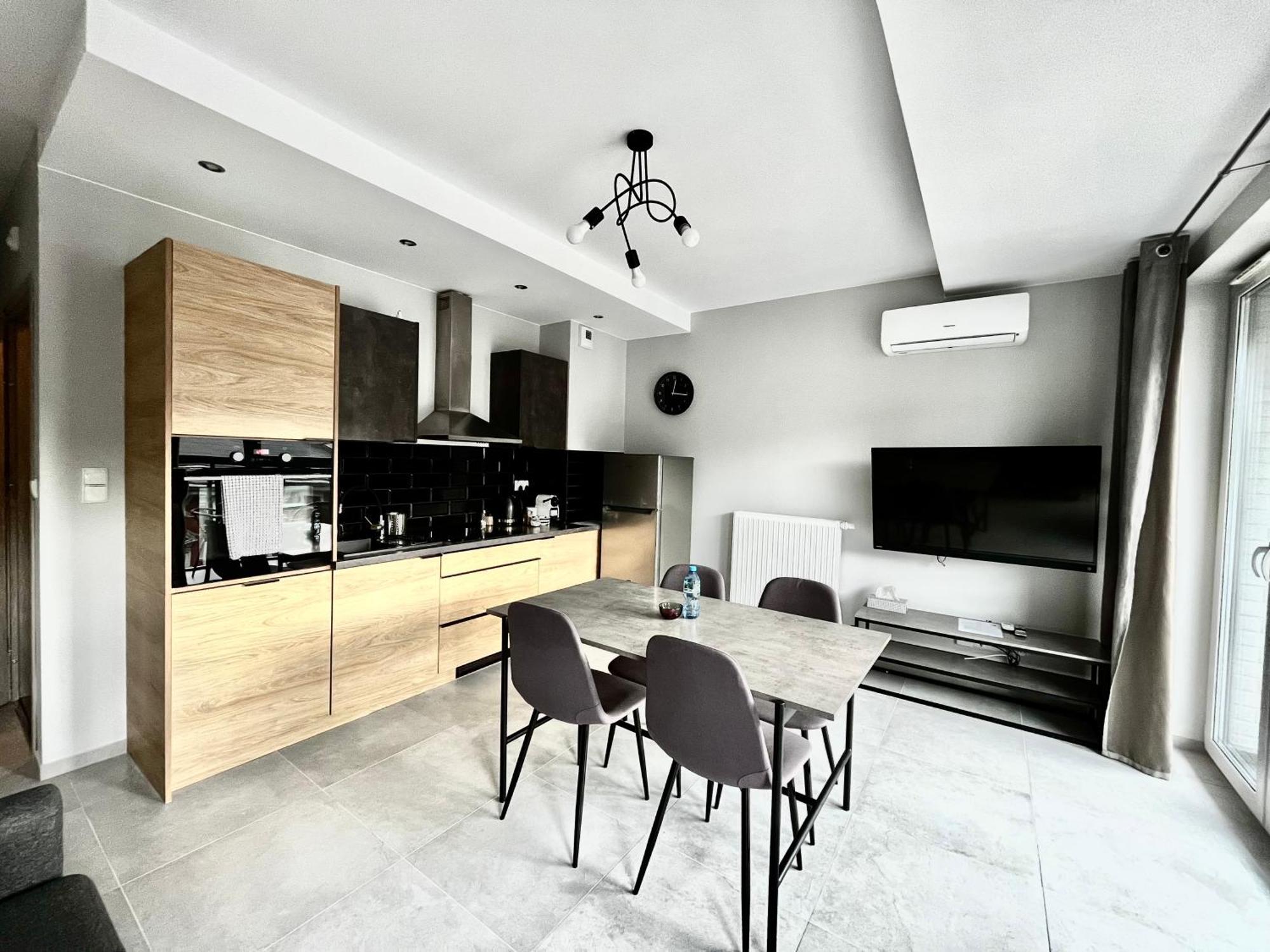 City Center Apartments Z Parkingiem ビィドゴシュチュ エクステリア 写真